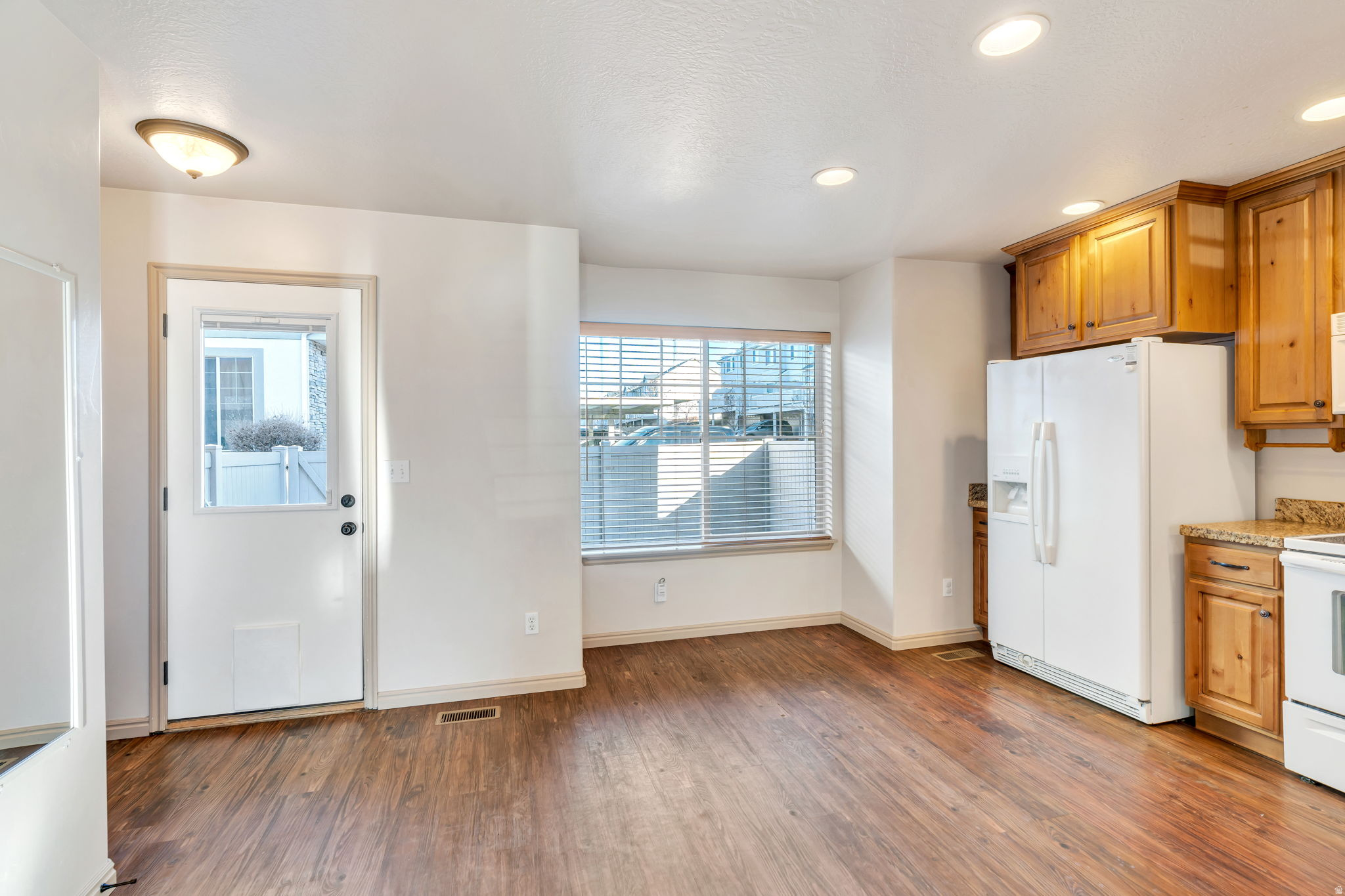 INDEPENDENCE AVE - Residential