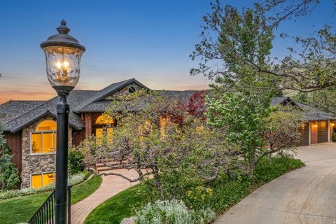 Tiny photo for 3237 TWIN PEAKS DR, Layton, UT 84040 (MLS # 2158373)