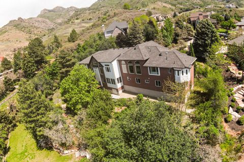 Tiny photo for 3237 TWIN PEAKS DR, Layton, UT 84040 (MLS # 2158373)