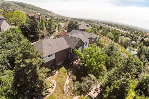 Tiny photo for 3237 TWIN PEAKS DR, Layton, UT 84040 (MLS # 2158373)
