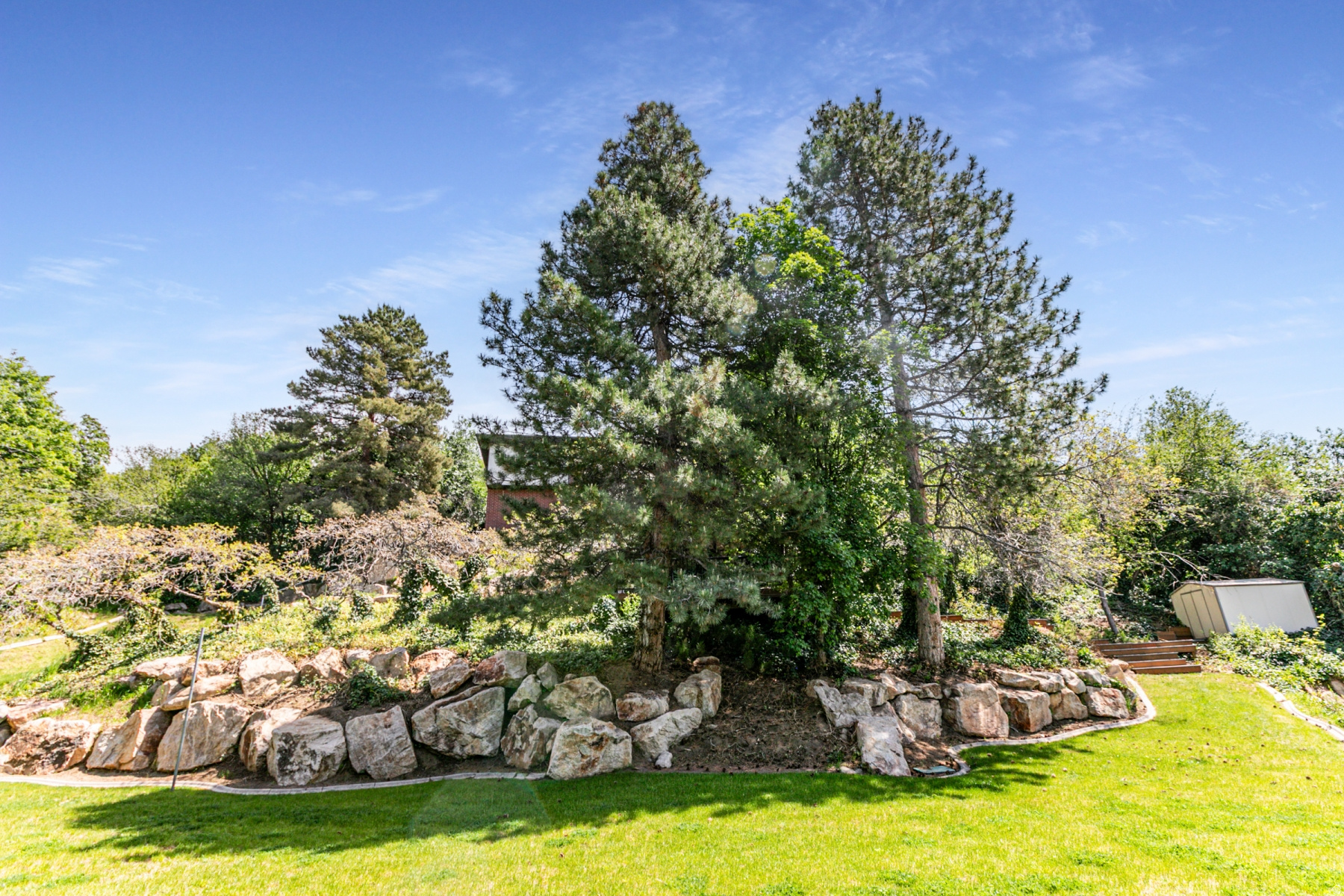 TWIN PEAKS COVE - Residential