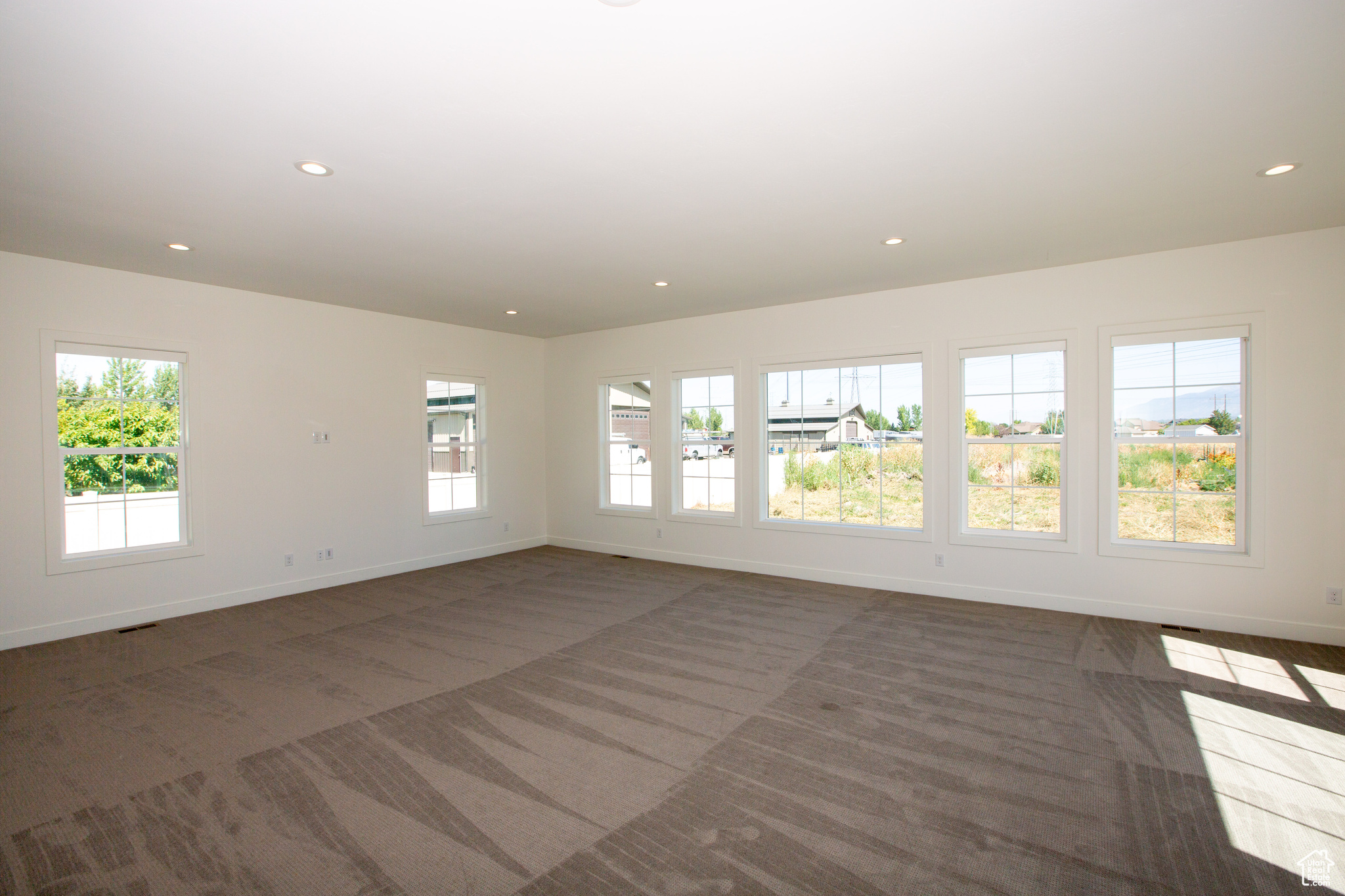 FARMINGTON RANCHES - Residential