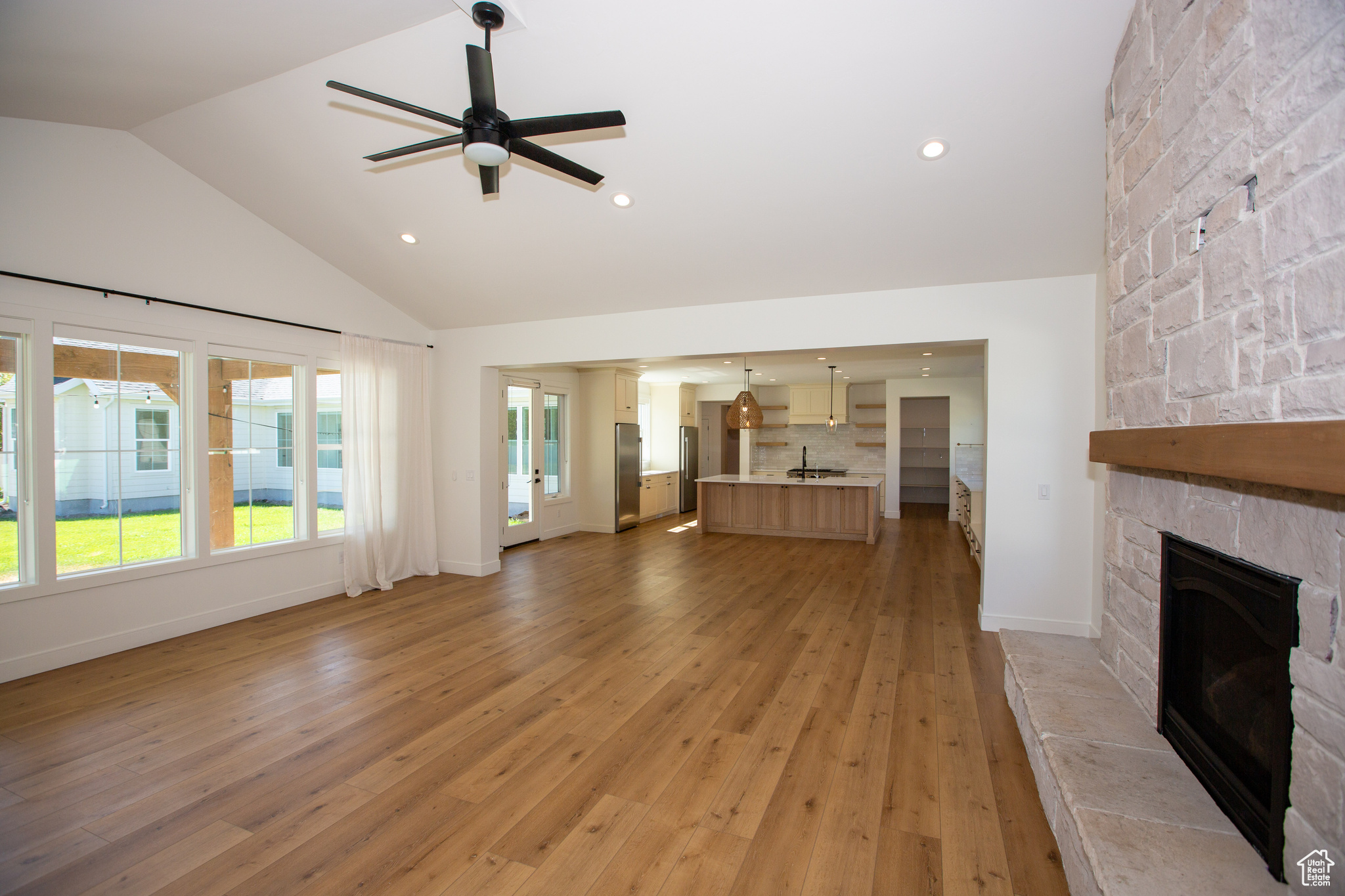 FARMINGTON RANCHES - Residential