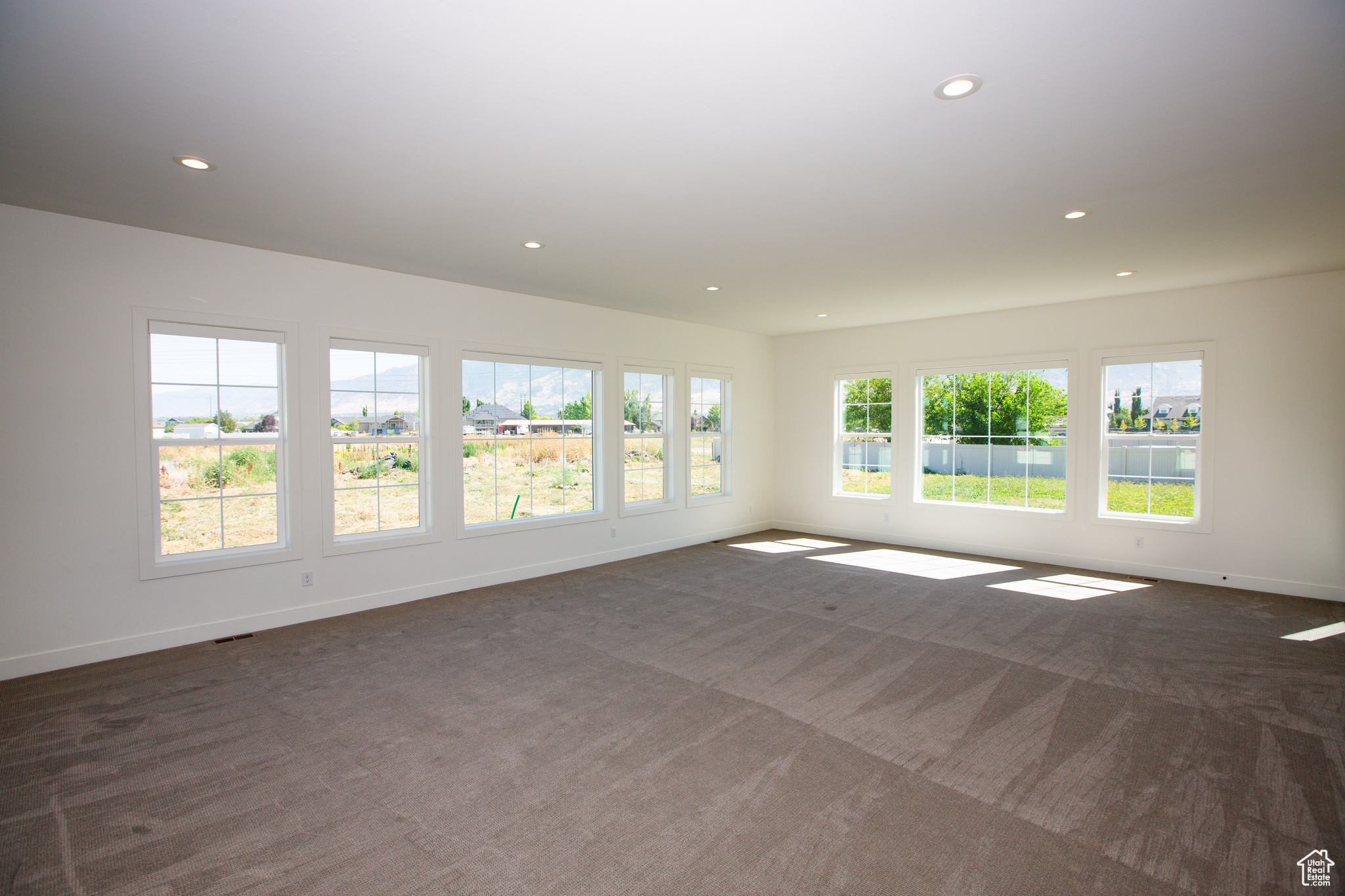 FARMINGTON RANCHES - Residential