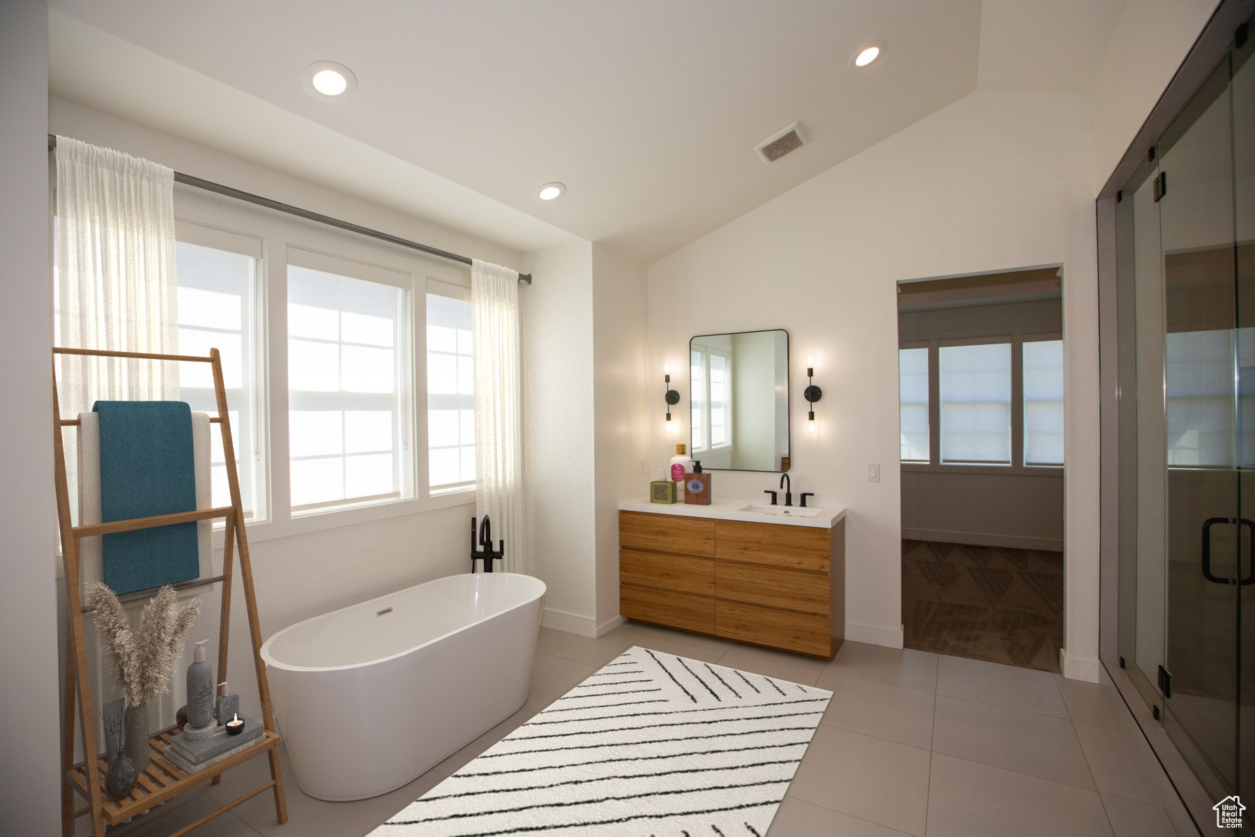 FARMINGTON RANCHES - Residential