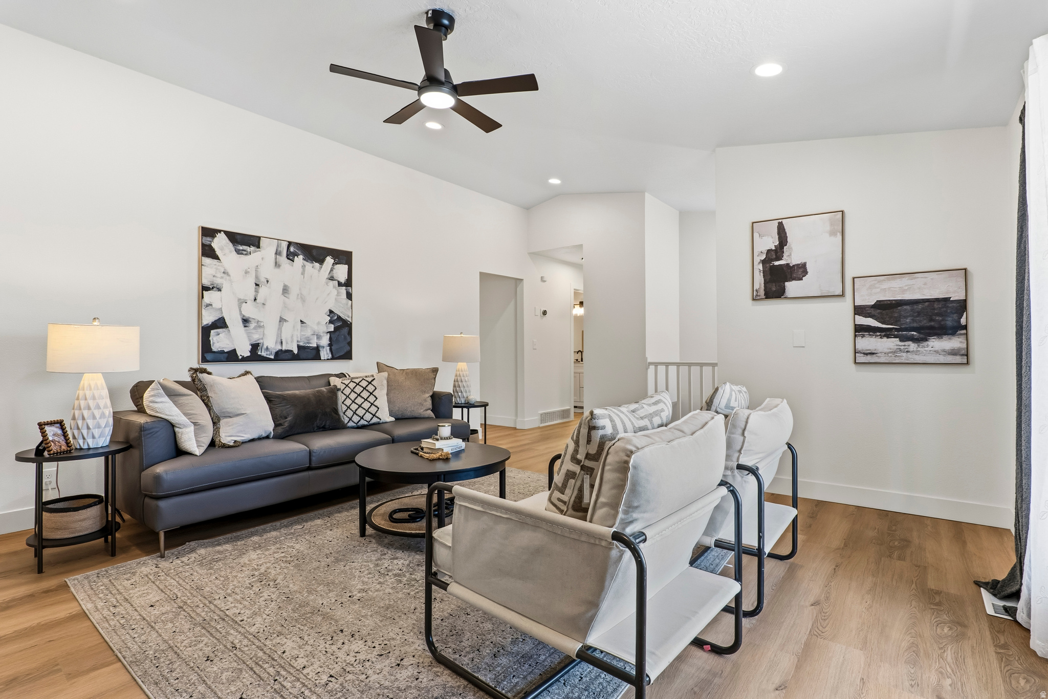 SANDY HILLS - Residential