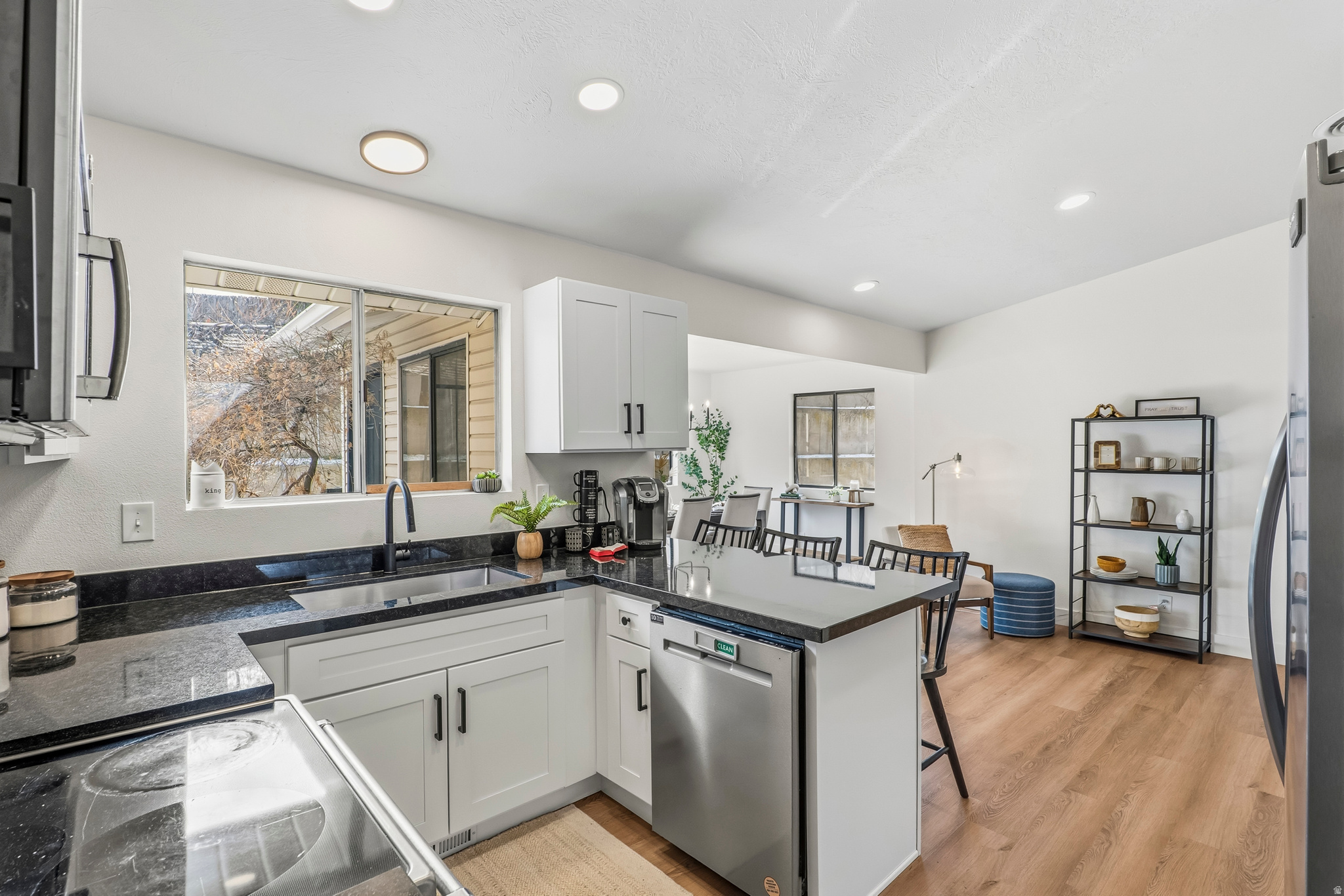 SANDY HILLS - Residential