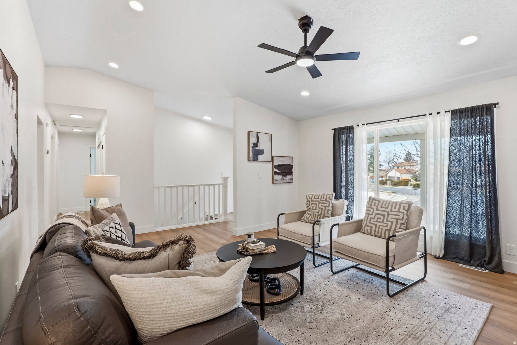 SANDY HILLS - Residential