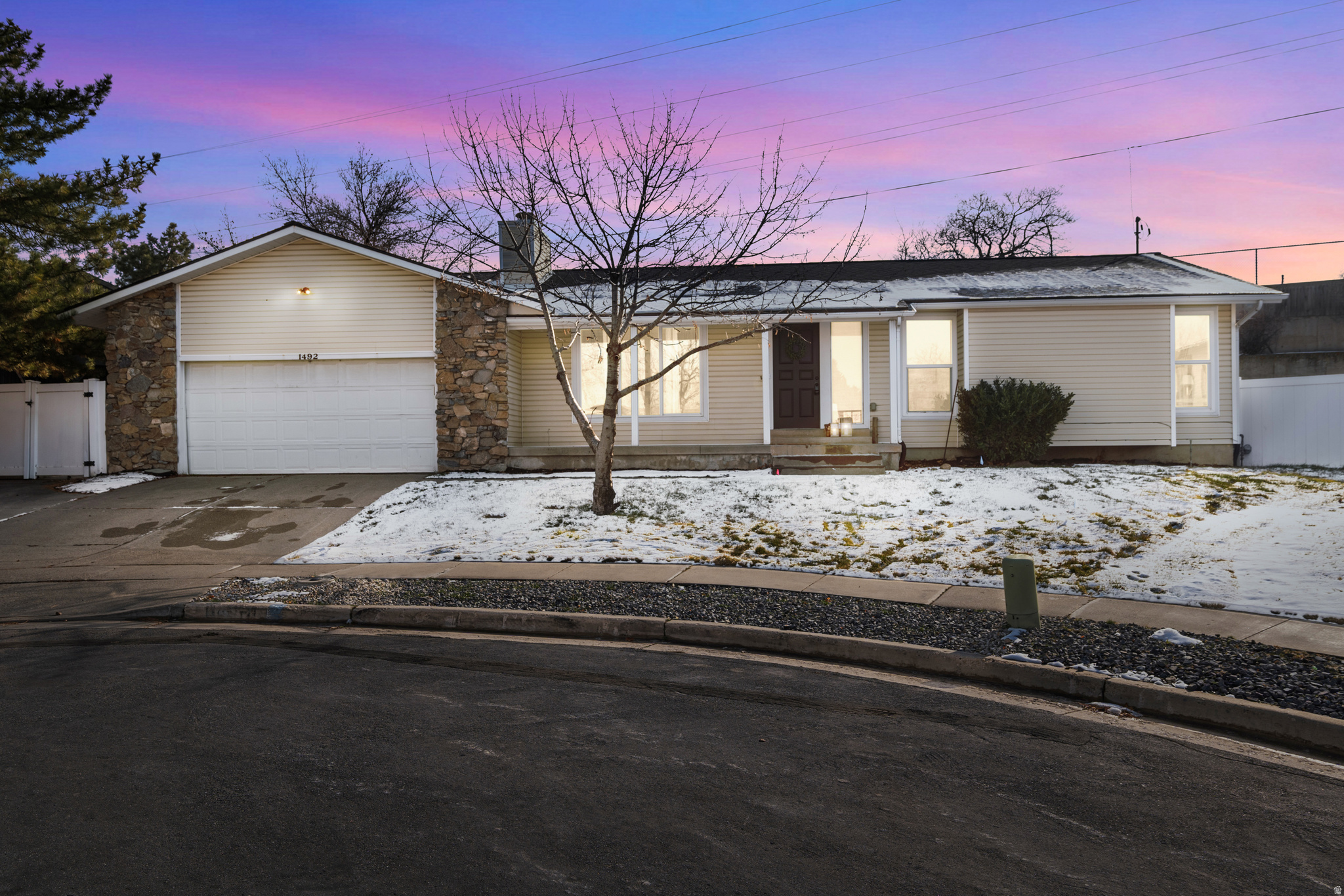 SANDY HILLS - Residential