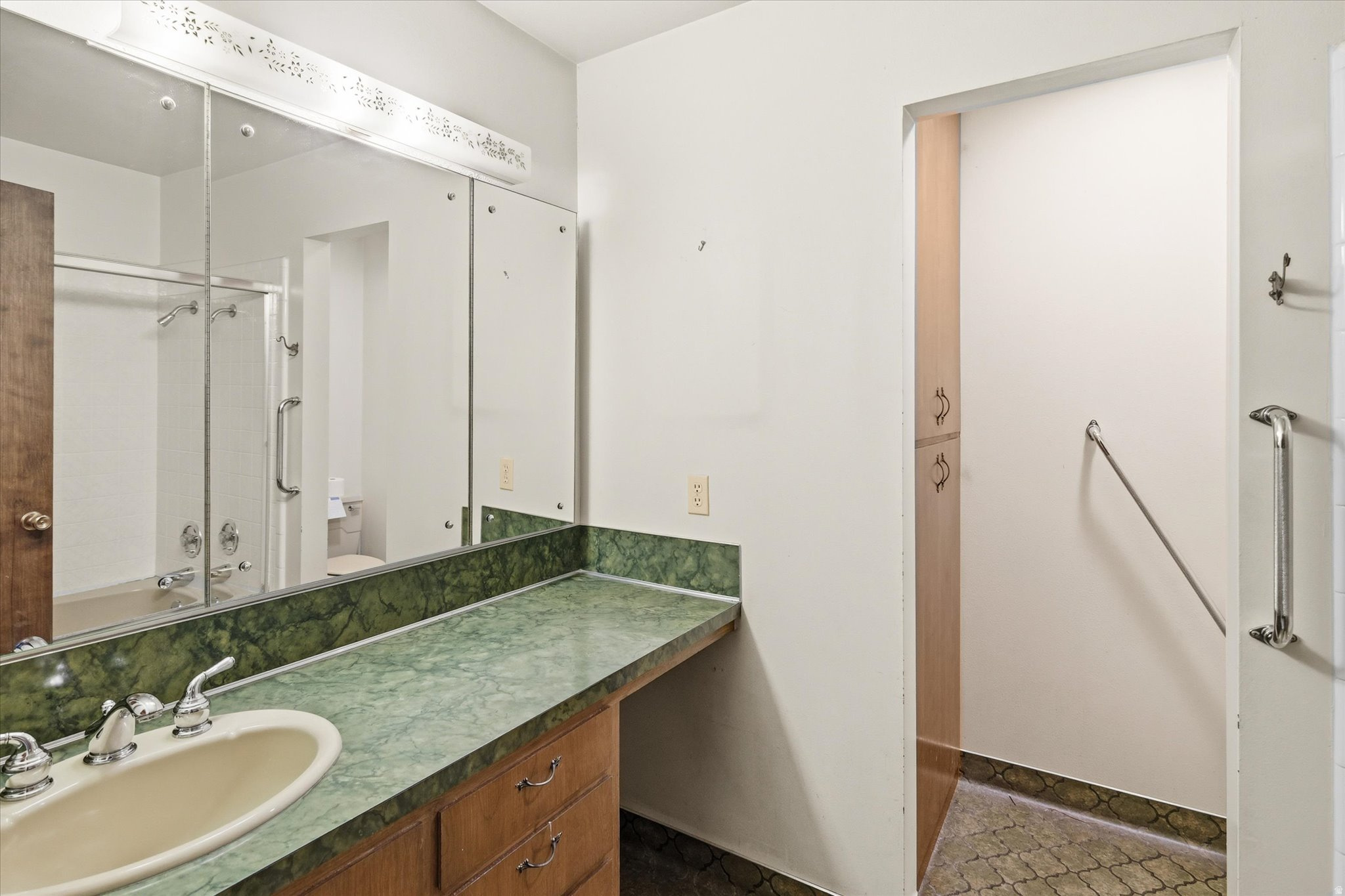 LOGAN LUNDSTROM PARK - Residential