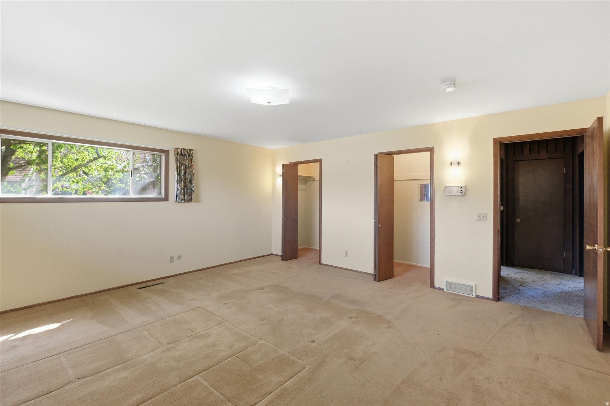 LOGAN LUNDSTROM PARK - Residential