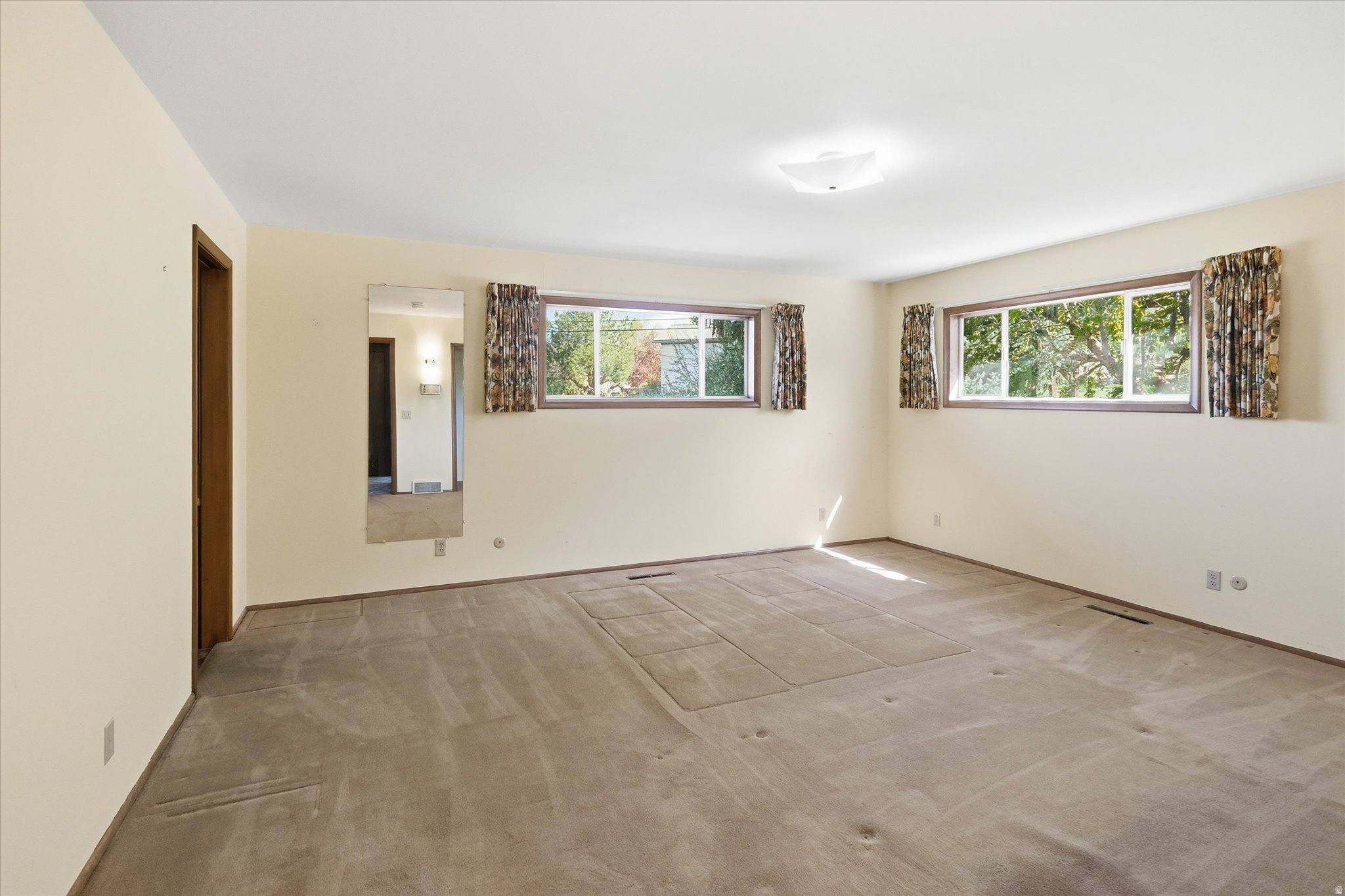 LOGAN LUNDSTROM PARK - Residential