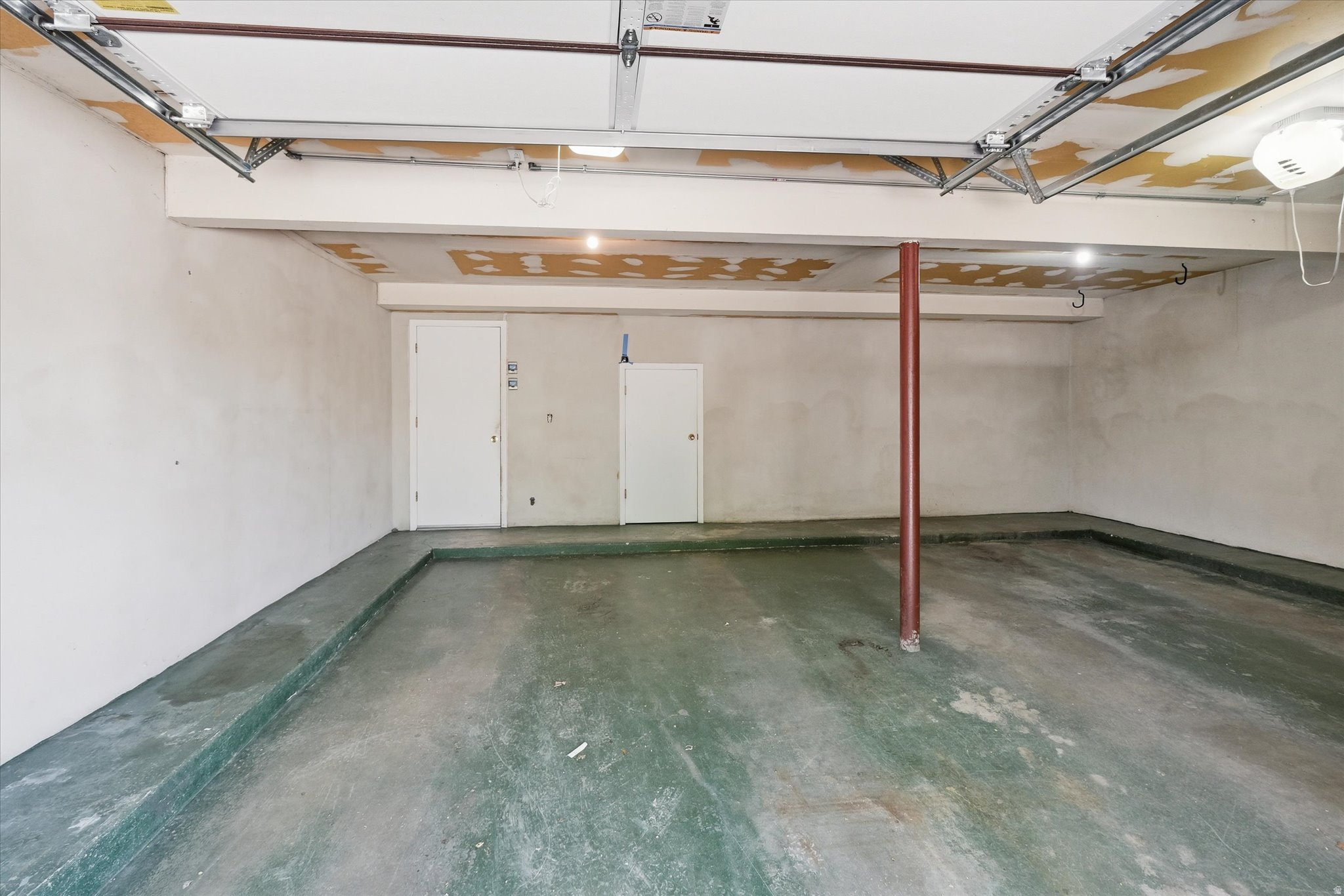 LOGAN LUNDSTROM PARK - Residential