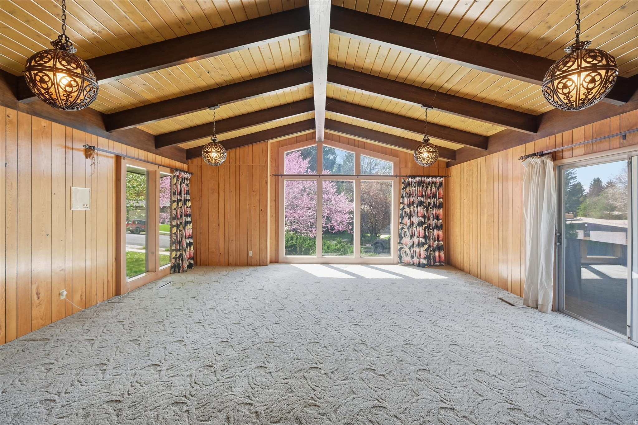 LOGAN LUNDSTROM PARK - Residential