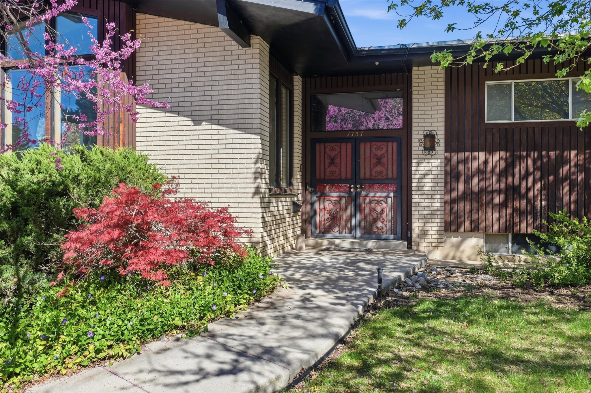 LOGAN LUNDSTROM PARK - Residential