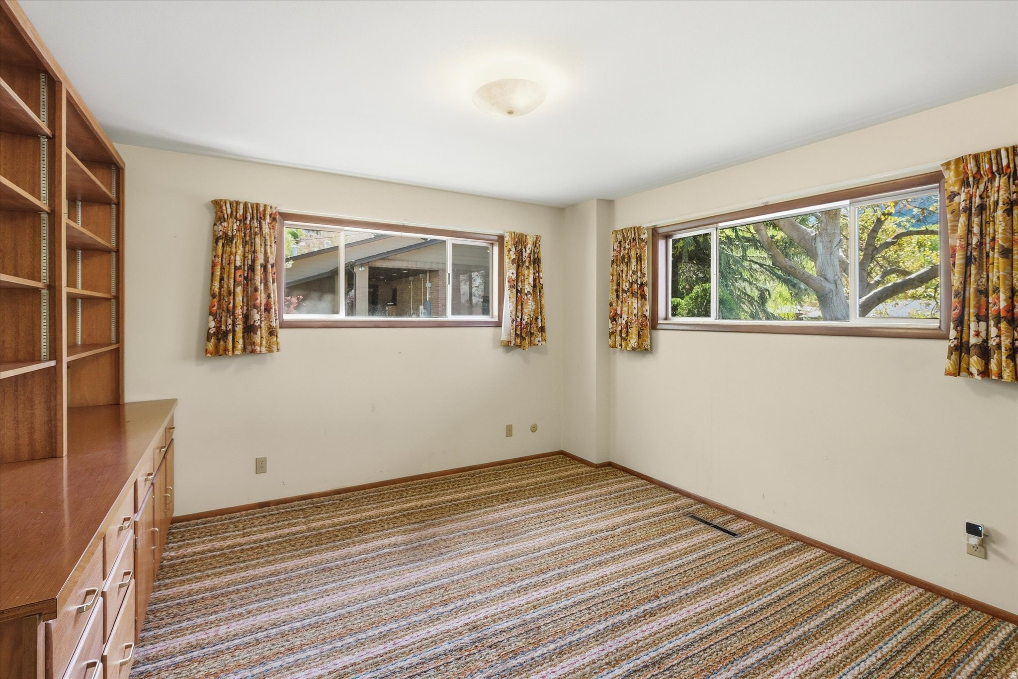 LOGAN LUNDSTROM PARK - Residential