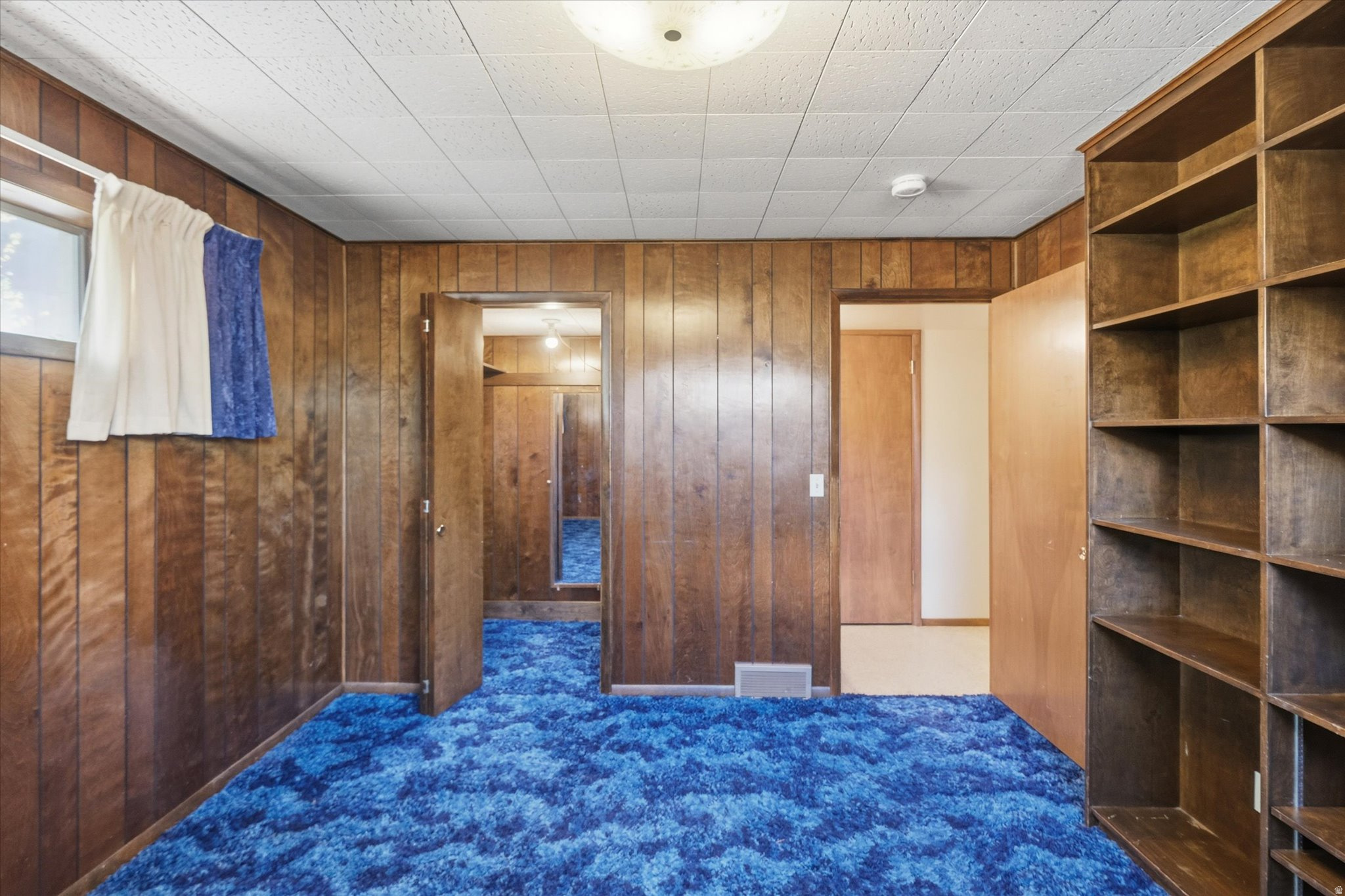 LOGAN LUNDSTROM PARK - Residential