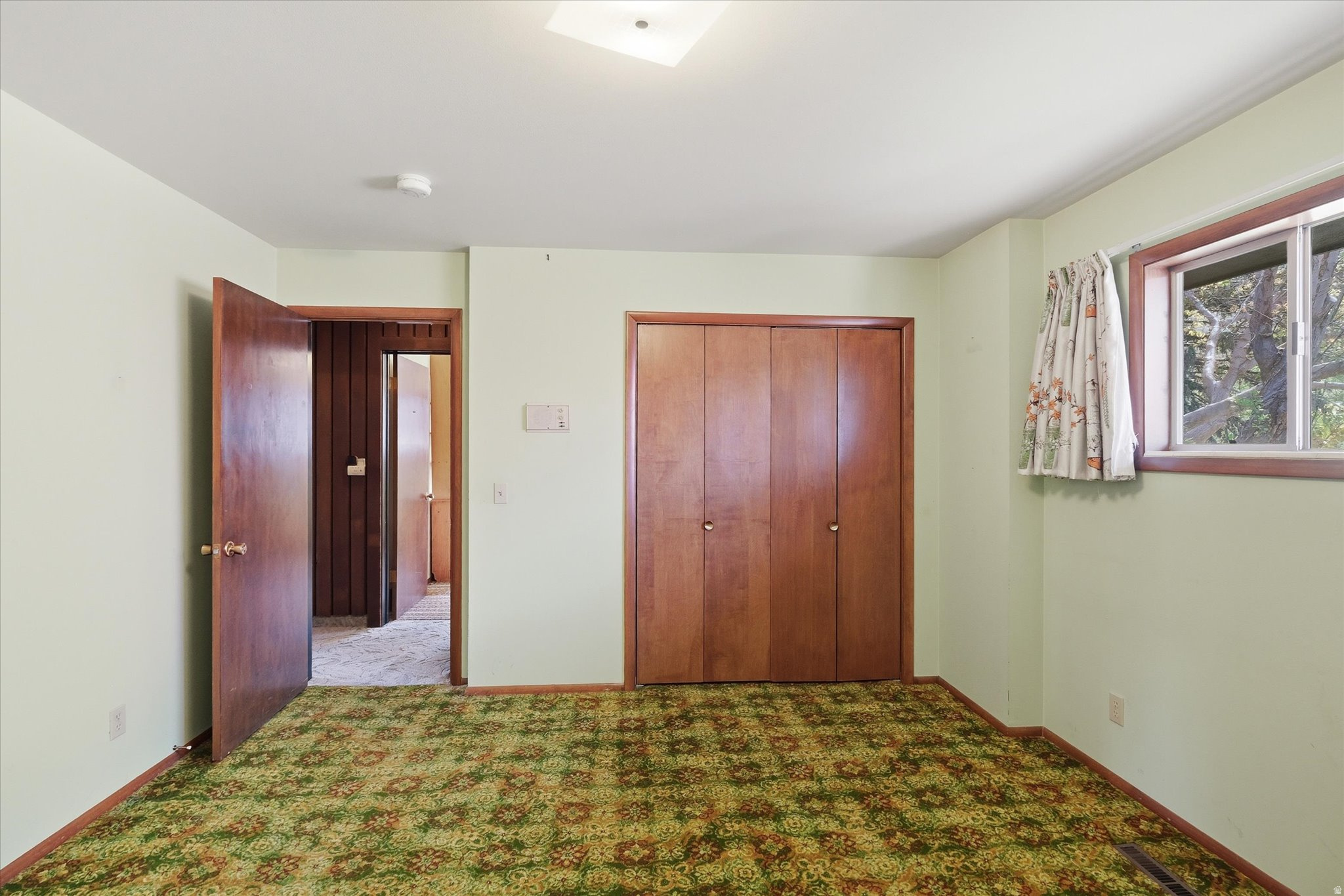 LOGAN LUNDSTROM PARK - Residential