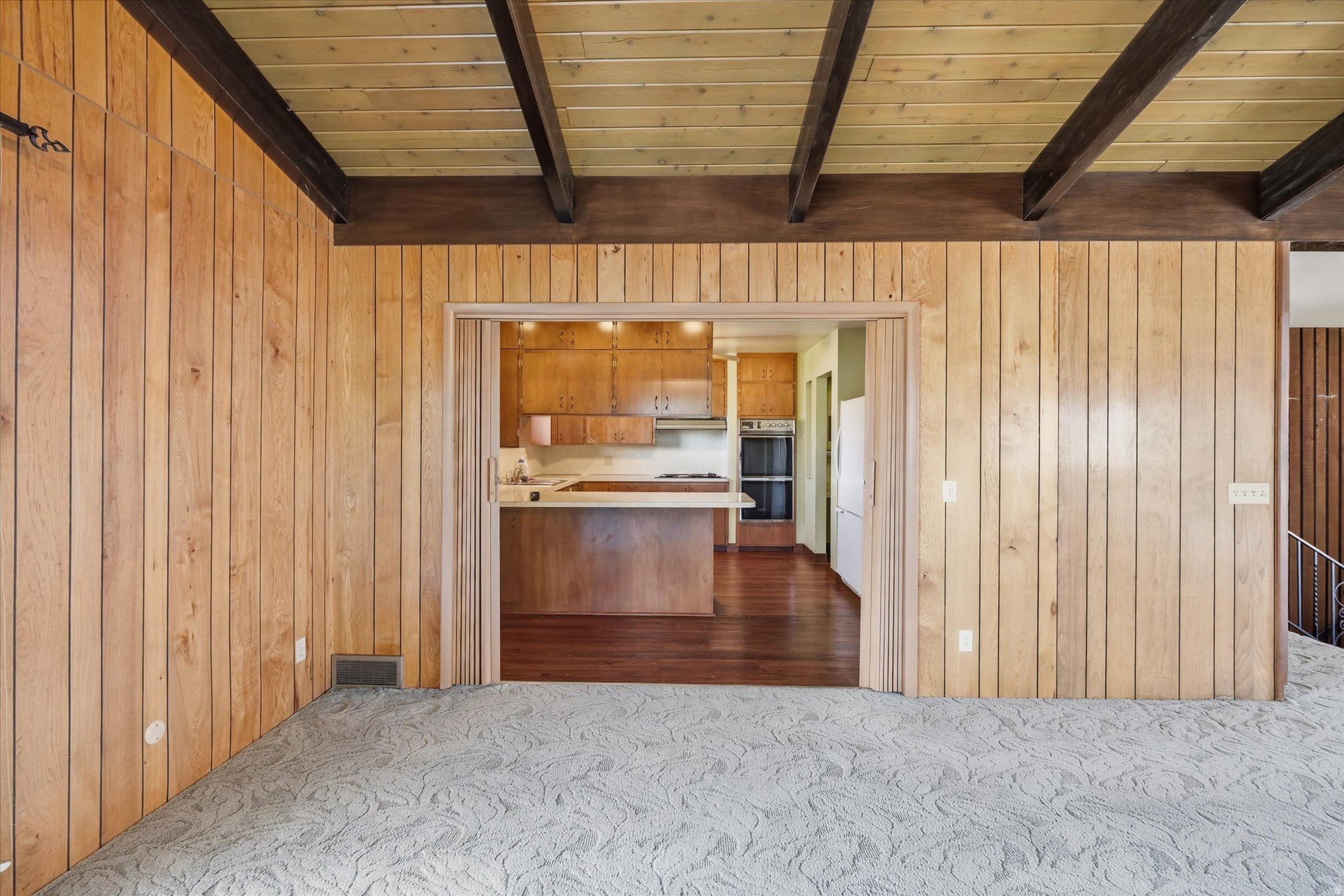 LOGAN LUNDSTROM PARK - Residential