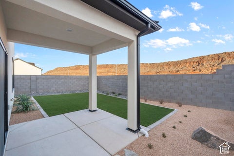 Tiny photo for 1601 S SINAWAVA DR #4167, Washington, UT 84780 (MLS # 2190358)