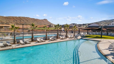 Tiny photo for 1601 S SINAWAVA DR #4167, Washington, UT 84780 (MLS # 2190358)
