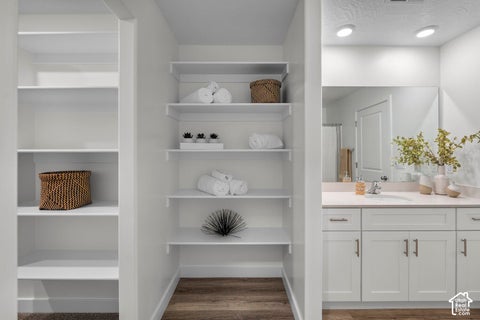 Tiny photo for 1601 S SINAWAVA DR #4167, Washington, UT 84780 (MLS # 2190358)
