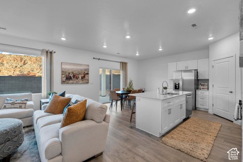 Tiny photo for 1601 S SINAWAVA DR #4167, Washington, UT 84780 (MLS # 2190358)