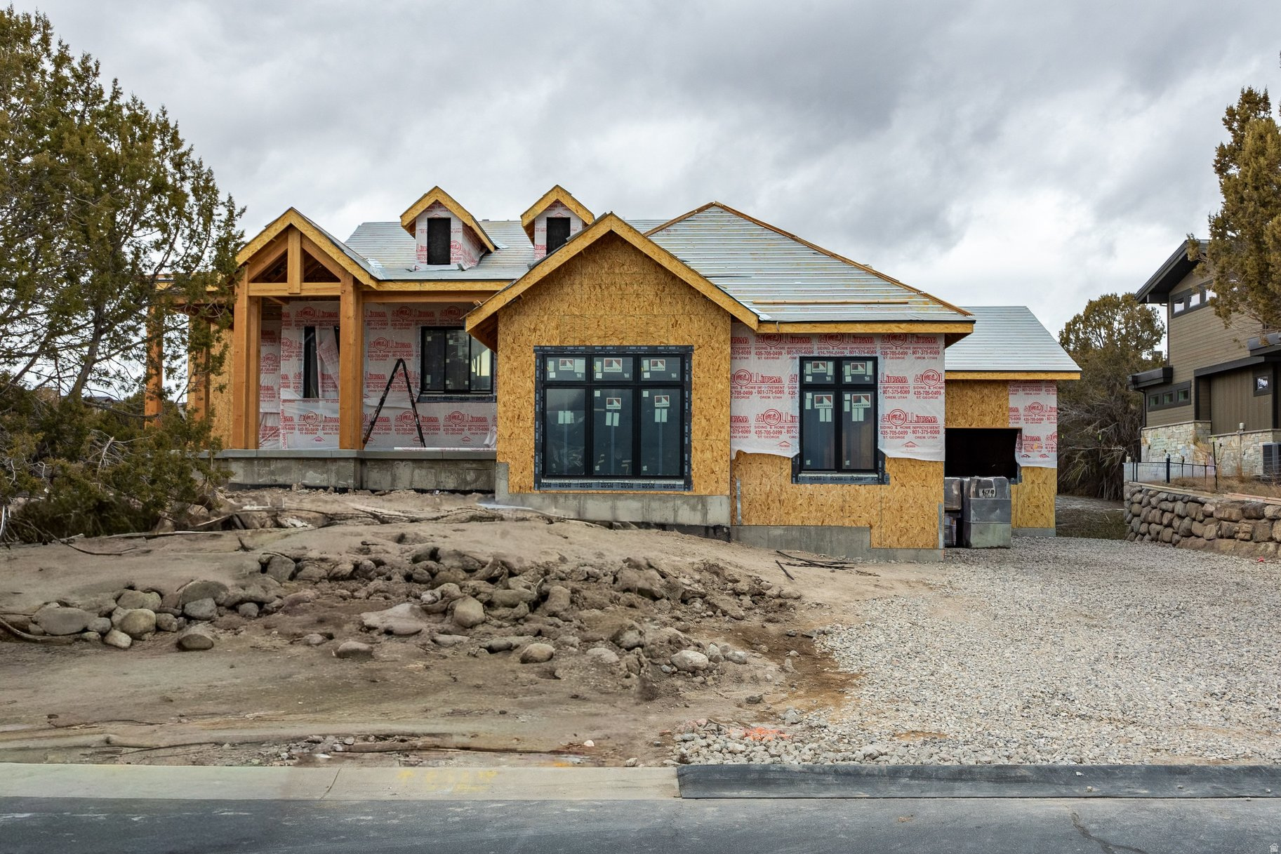 RED LEDGES - Residential