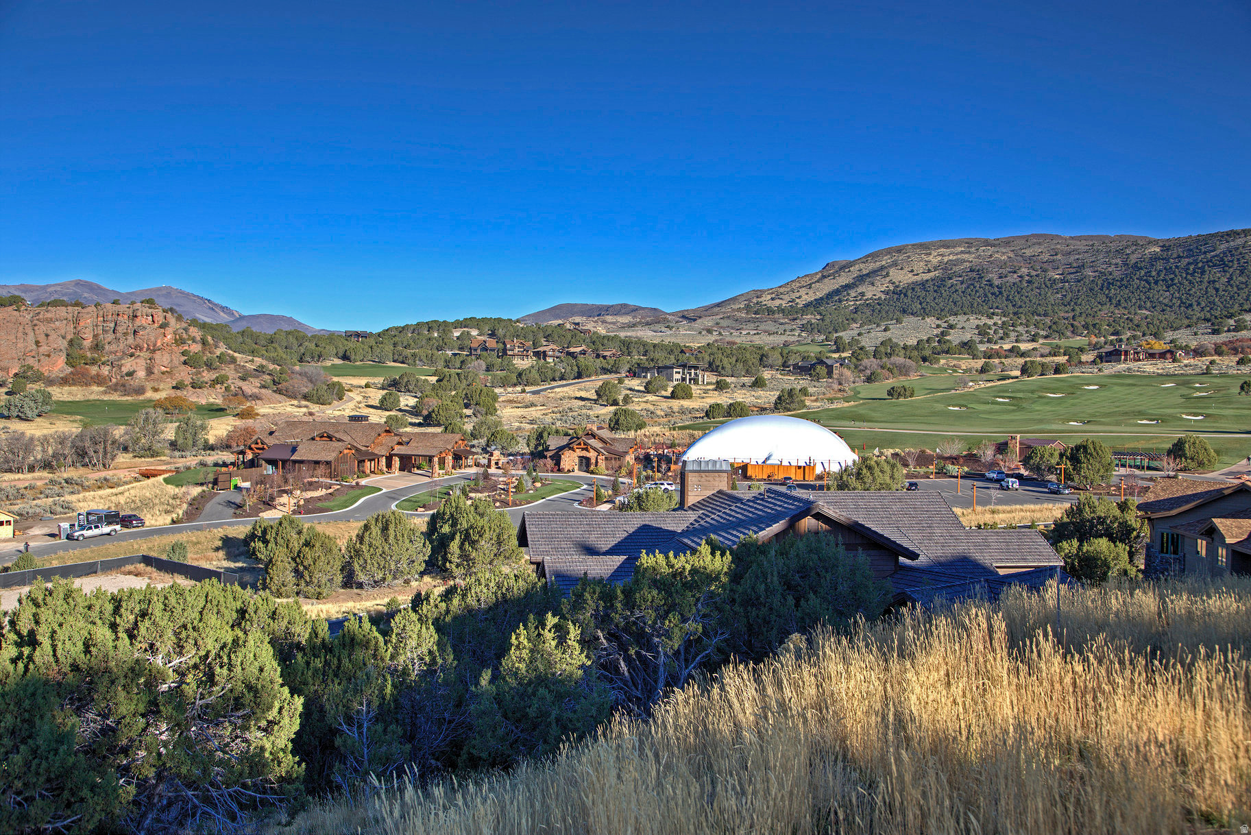 RED LEDGES - Residential