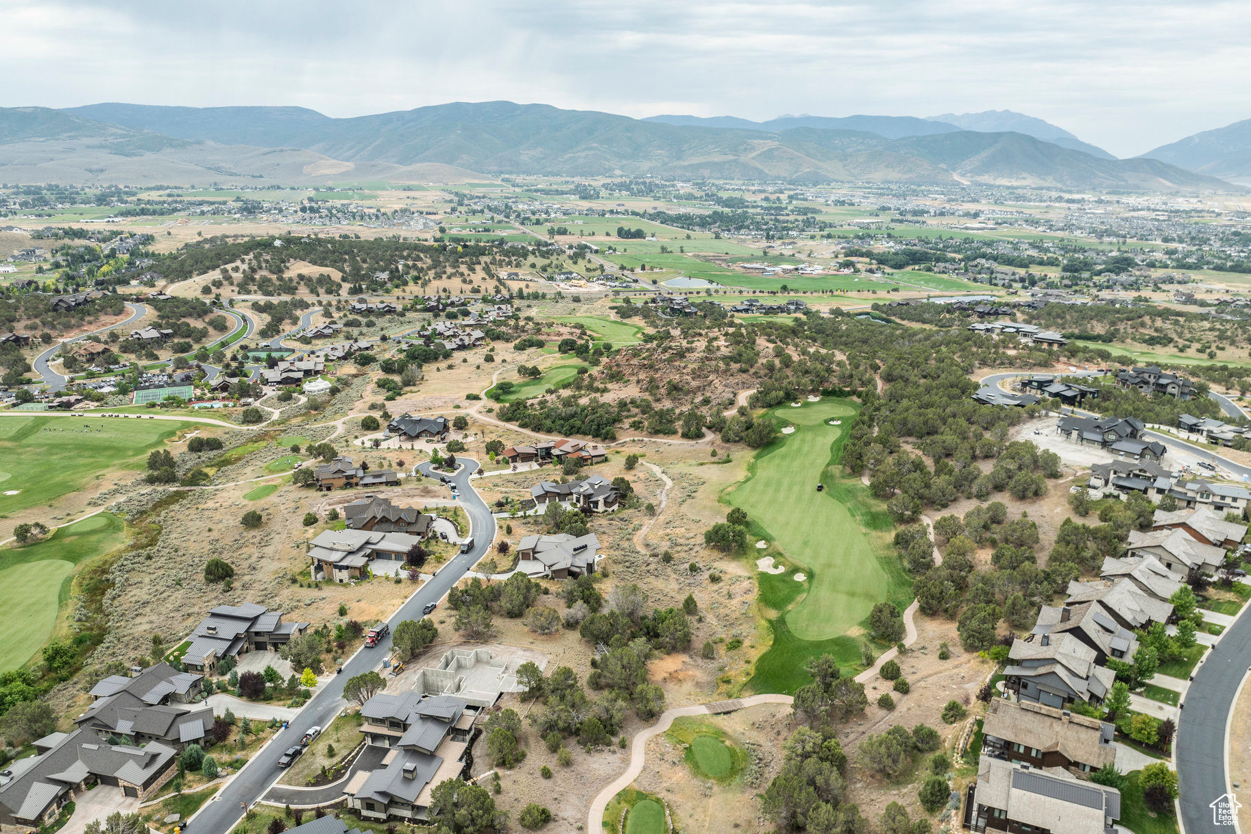 RED LEDGES - Residential