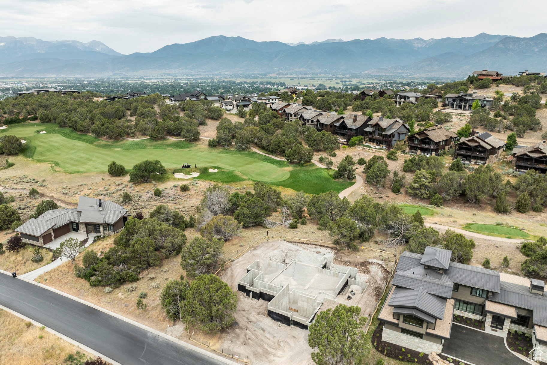RED LEDGES - Residential
