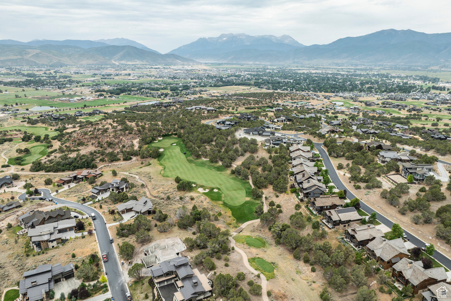 RED LEDGES - Residential
