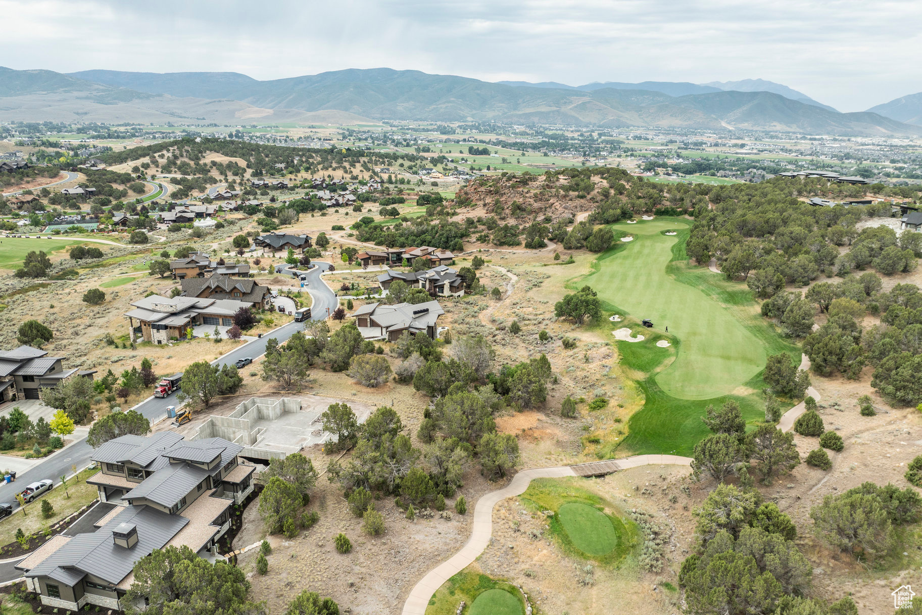 RED LEDGES - Residential