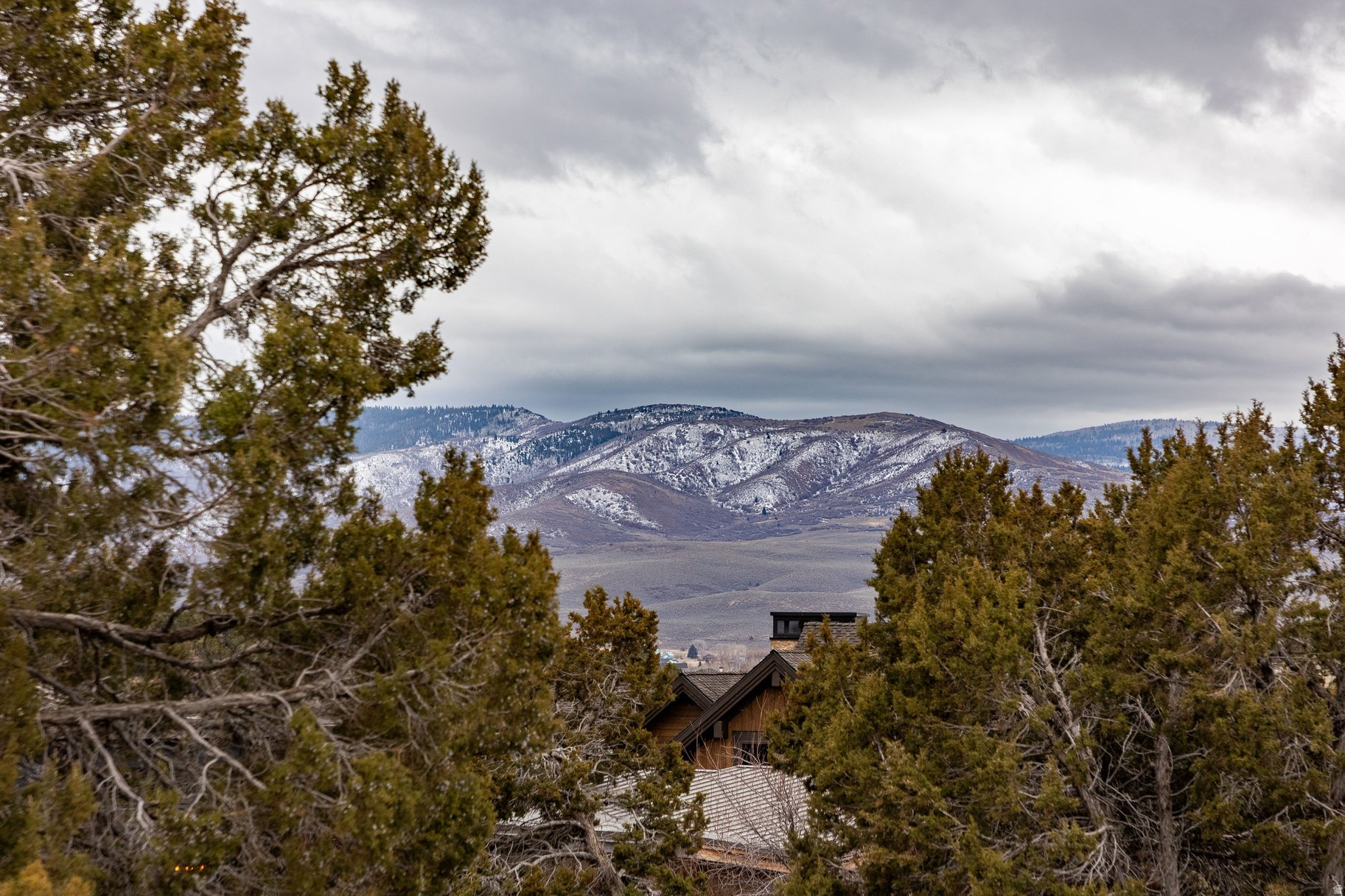 RED LEDGES - Residential