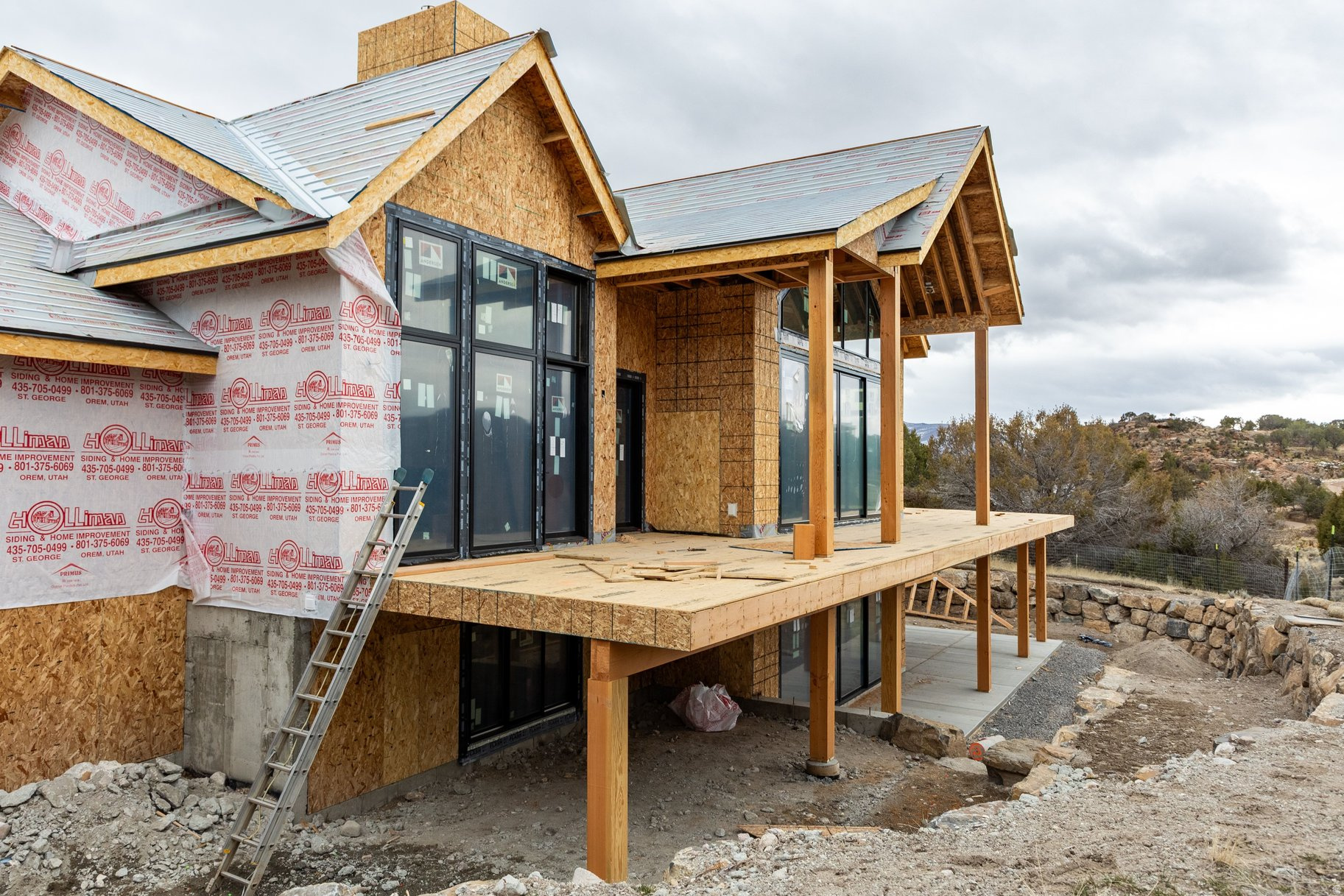 RED LEDGES - Residential