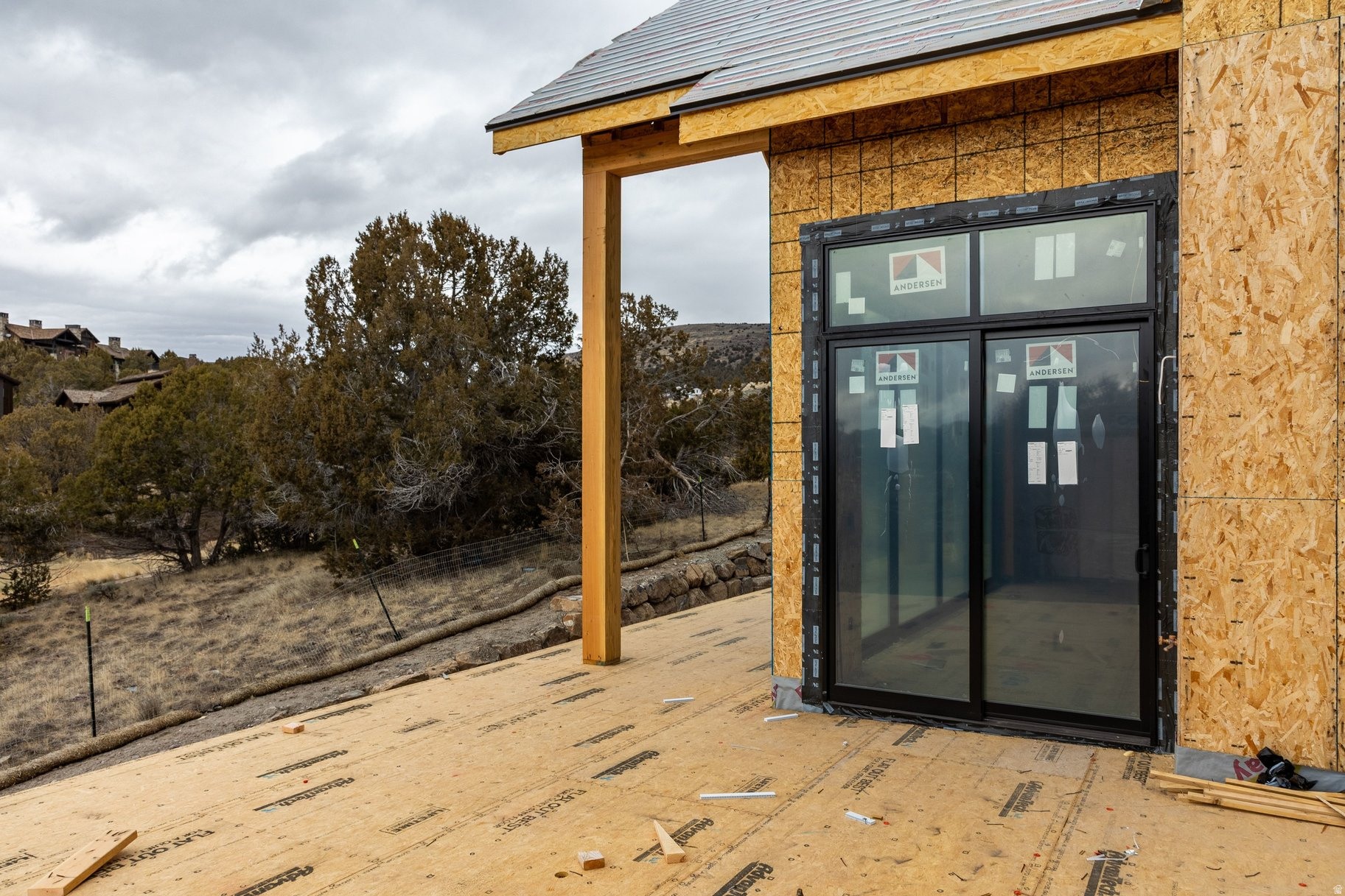 RED LEDGES - Residential