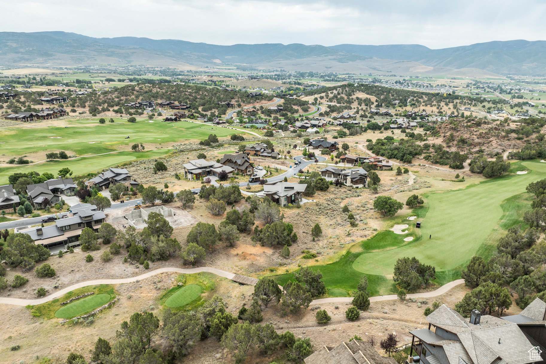 RED LEDGES - Residential