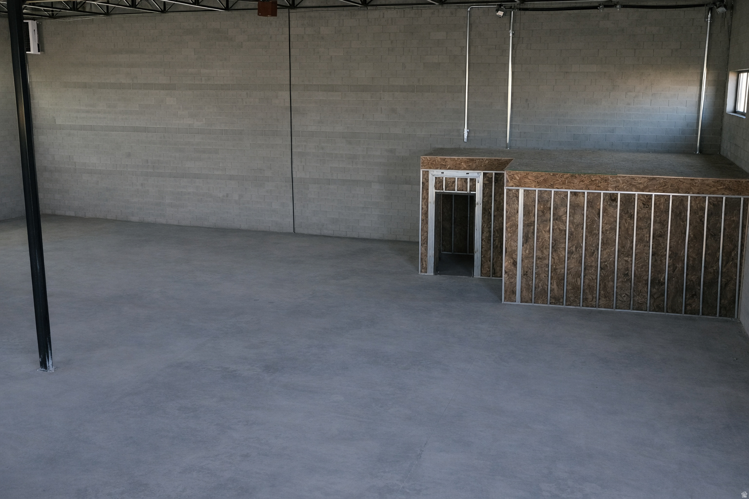 WESTFIELD INDUSTRIAL - Commercial Sale