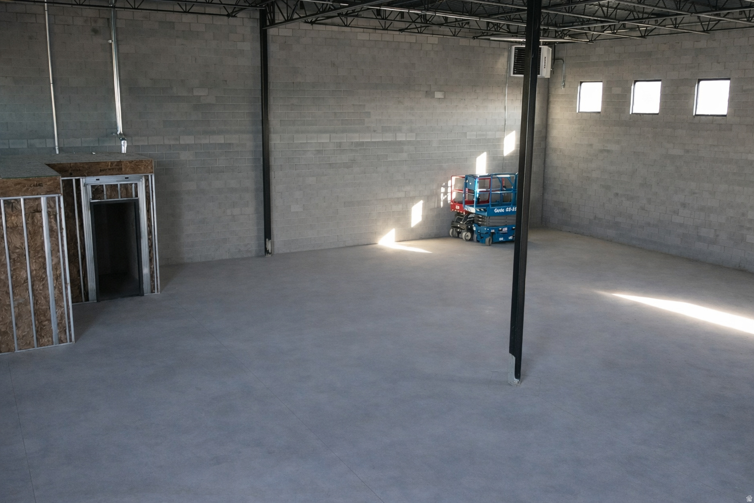 WESTFIELD INDUSTRIAL - Commercial Sale