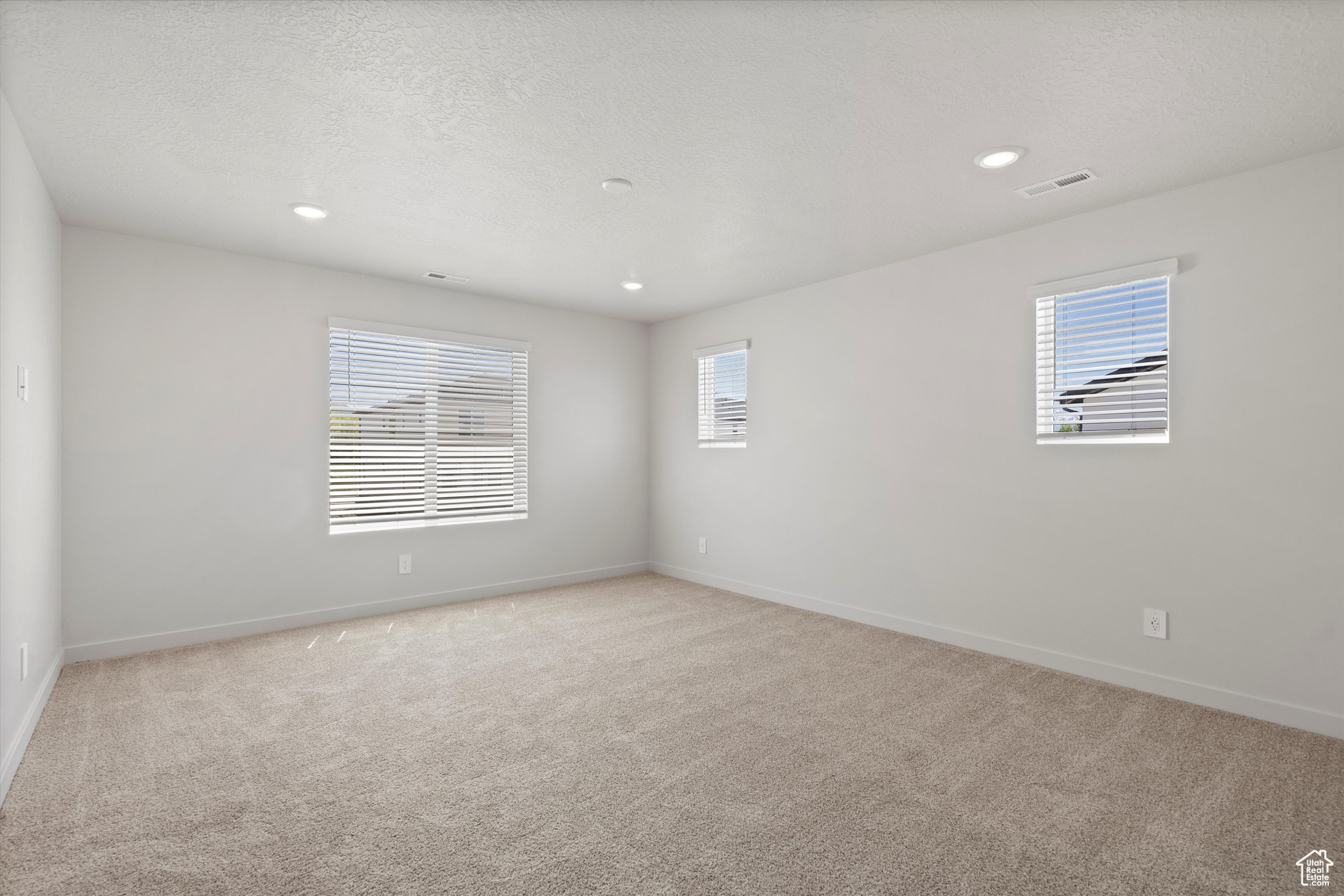 VISTA MEADOWS - Residential