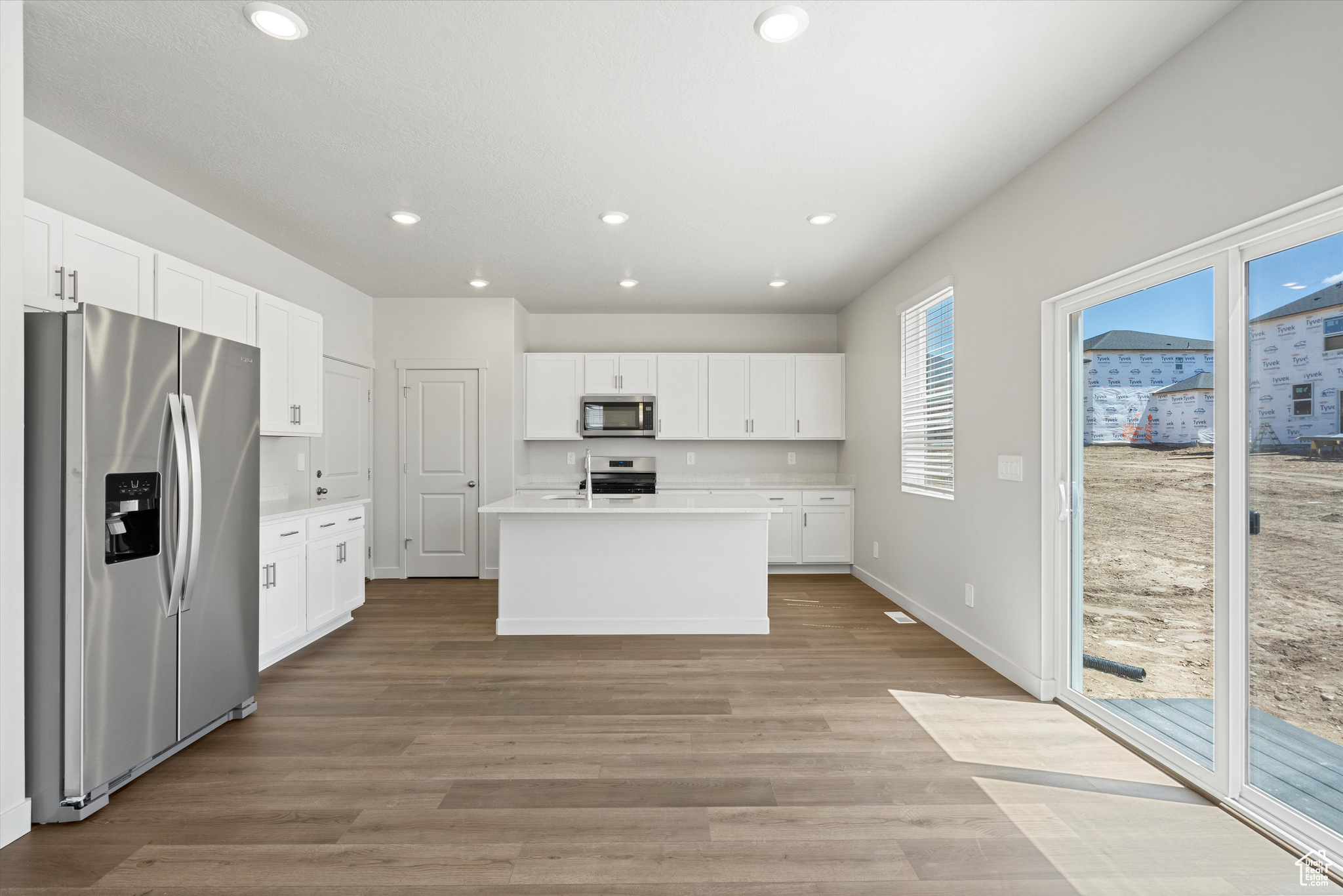 VISTA MEADOWS - Residential