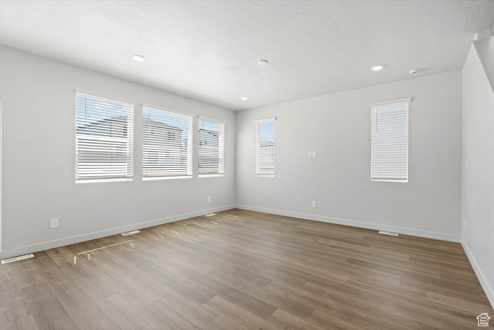 VISTA MEADOWS - Residential