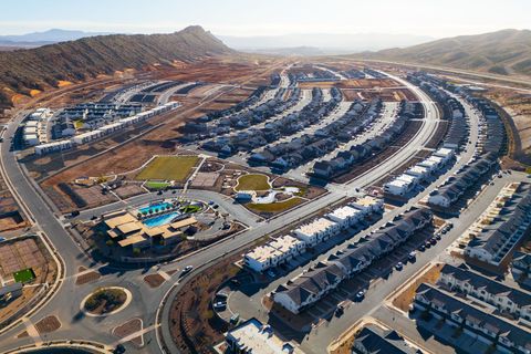 Tiny photo for 3302 E ELKHORN LN, Washington, UT 84780 (MLS # 2136642)