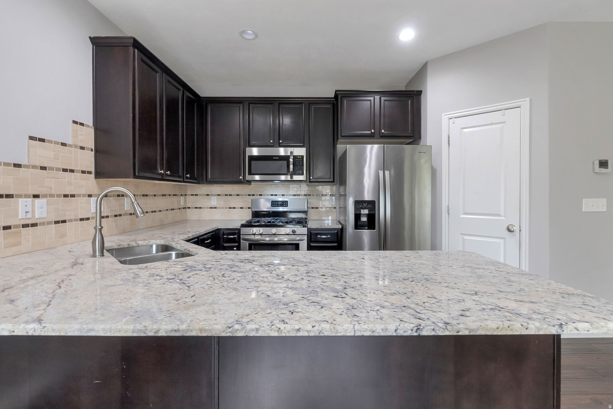 VALENTINE ESTATES - Residential