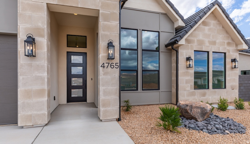 SAND HOLLOW VILLAGE - Residential