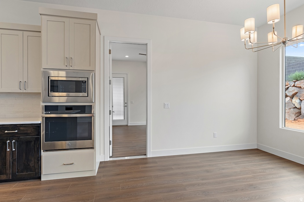 SAND HOLLOW VILLAGE - Residential