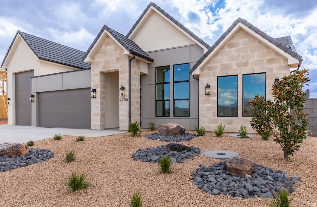 SAND HOLLOW VILLAGE - Residential