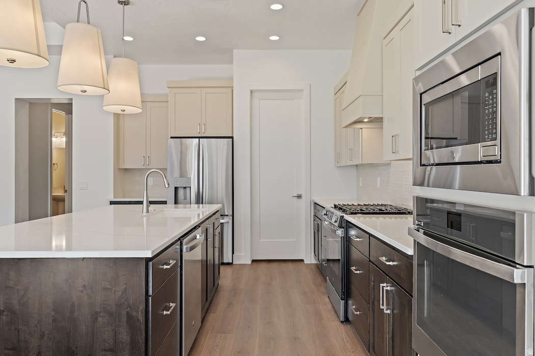 SAND HOLLOW VILLAGE - Residential