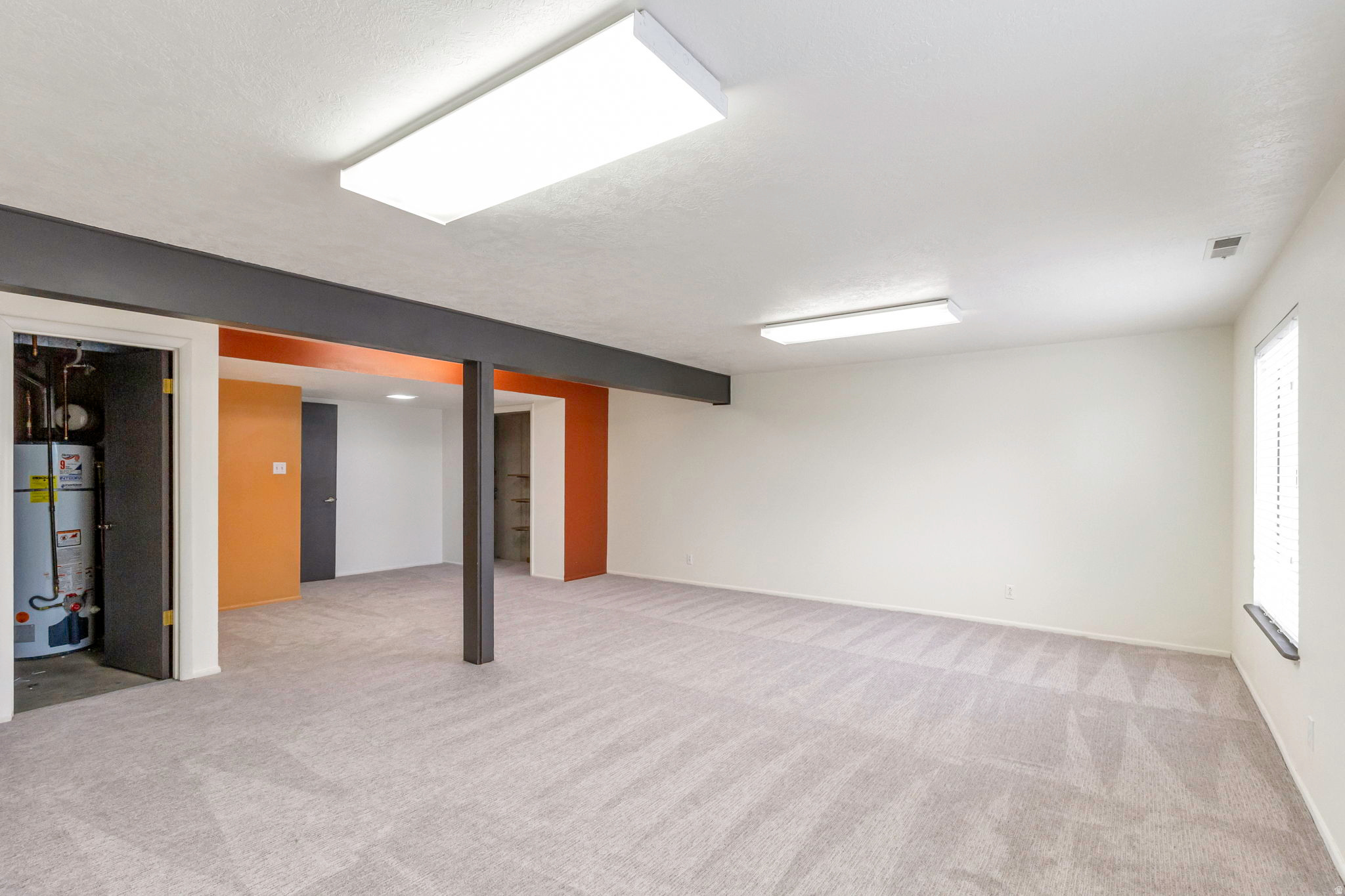 CONTINENTAL ESTATES - Residential