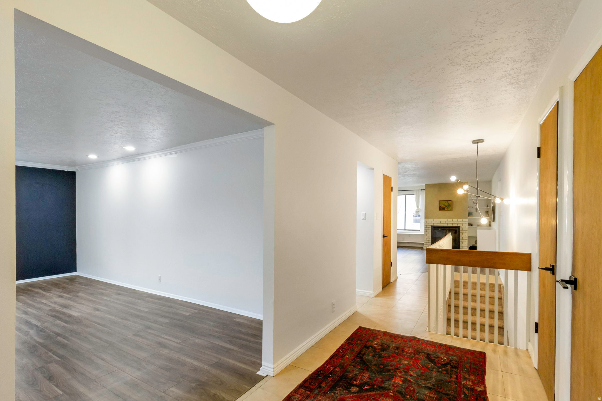 CONTINENTAL ESTATES - Residential